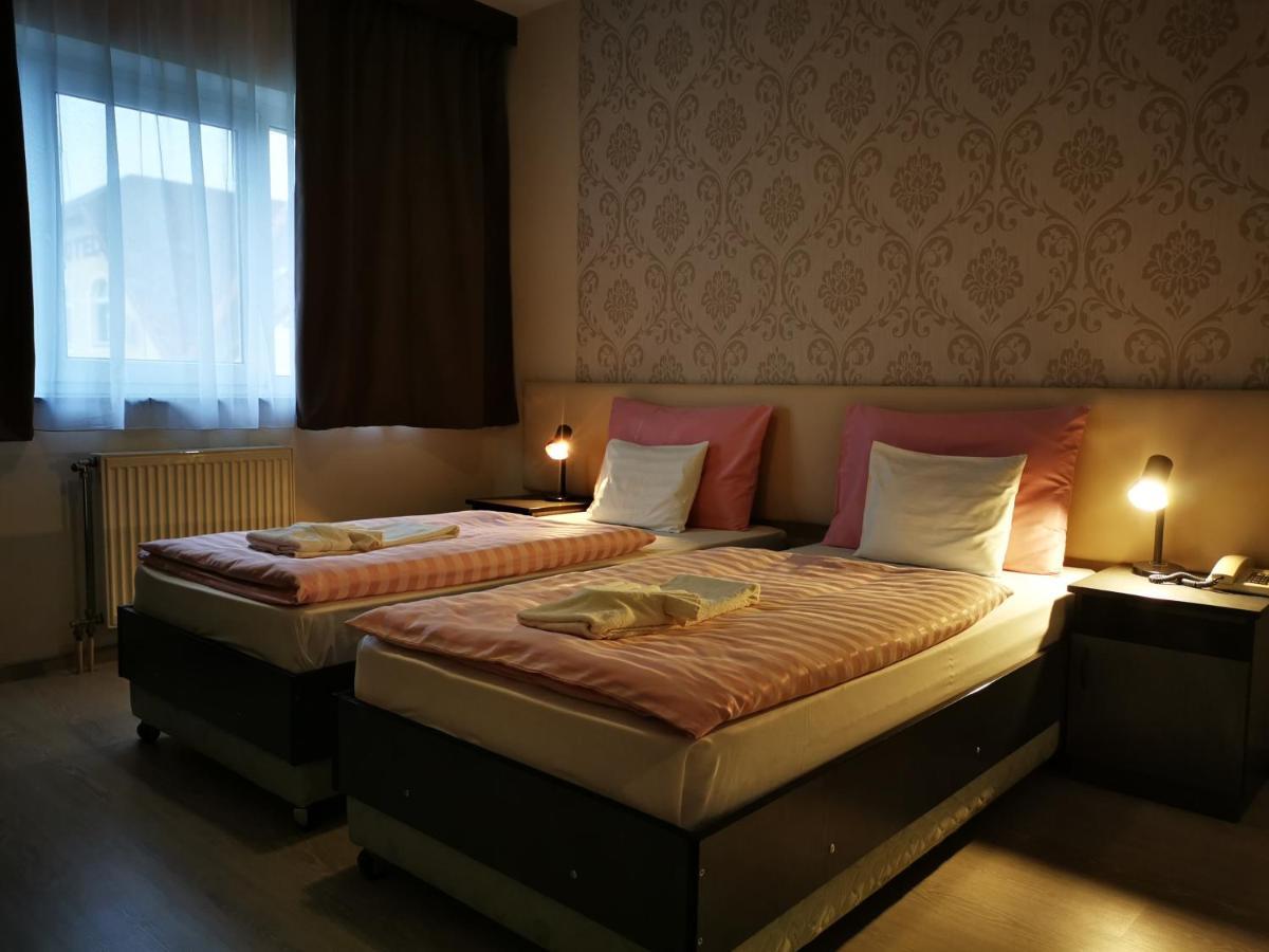 Patyi Étterem és Hotel Bögöte Exterior foto