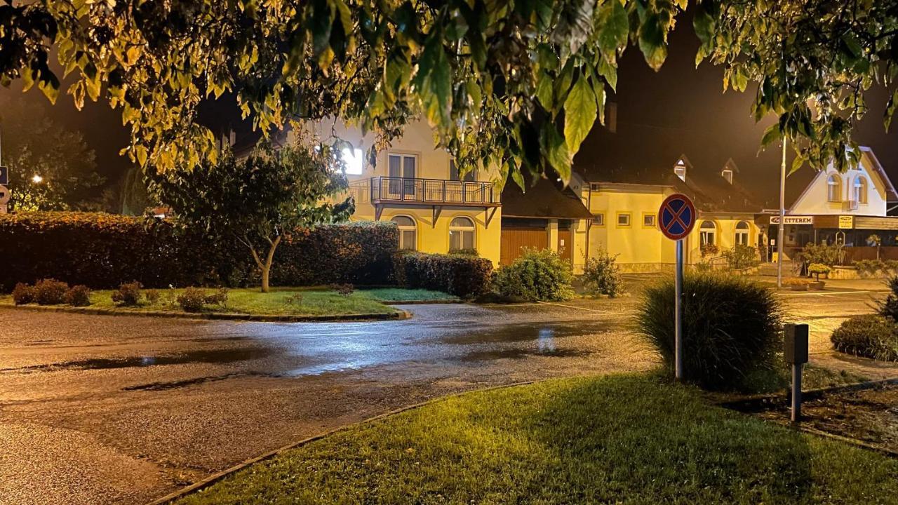 Patyi Étterem és Hotel Bögöte Exterior foto
