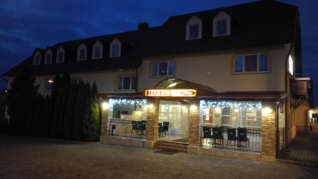 Patyi Étterem és Hotel Bögöte Exterior foto