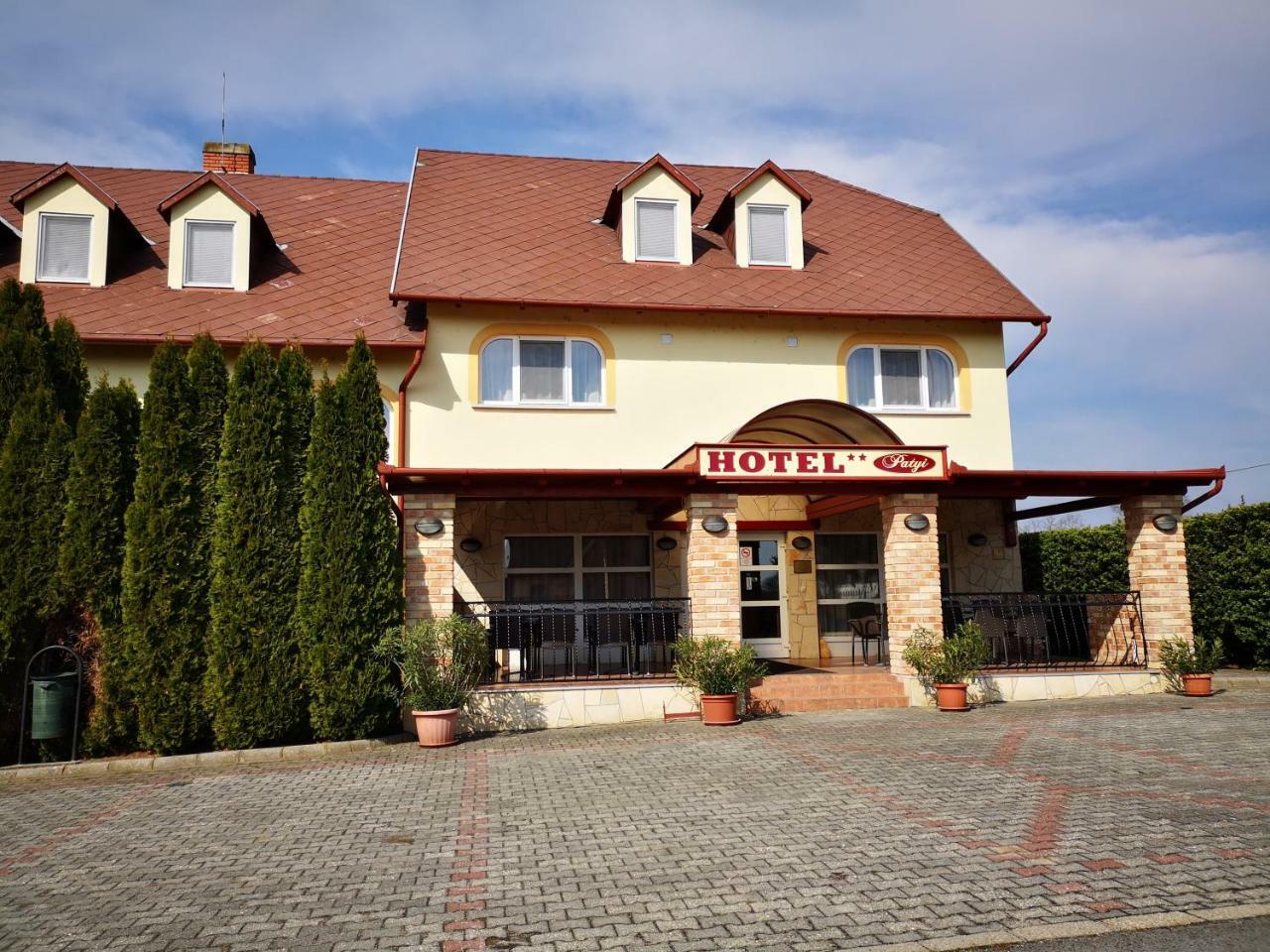 Patyi Étterem és Hotel Bögöte Exterior foto